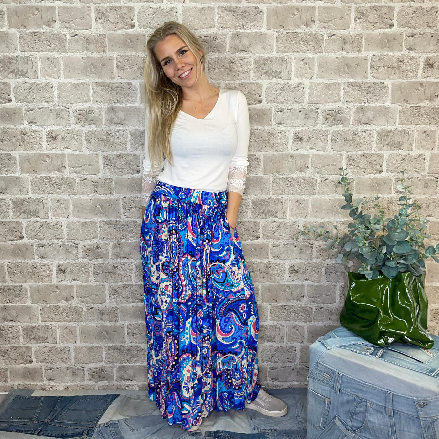 Avana Skirt